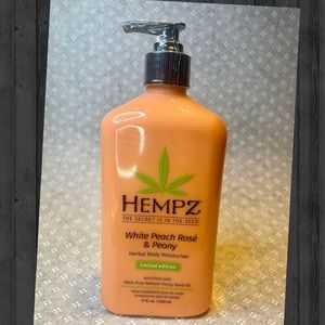 NEW Hempz White Peach Rosé & Peony body lotion